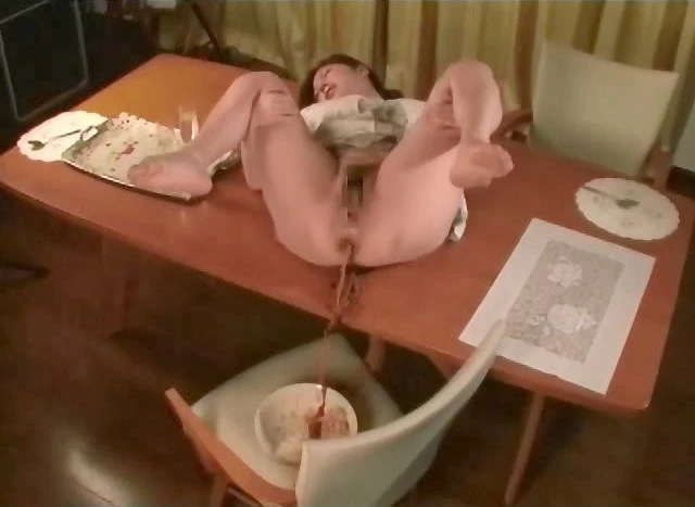 Girls lesbian scat action. (BFRD-02) Japanese Girls - (2022/SD)