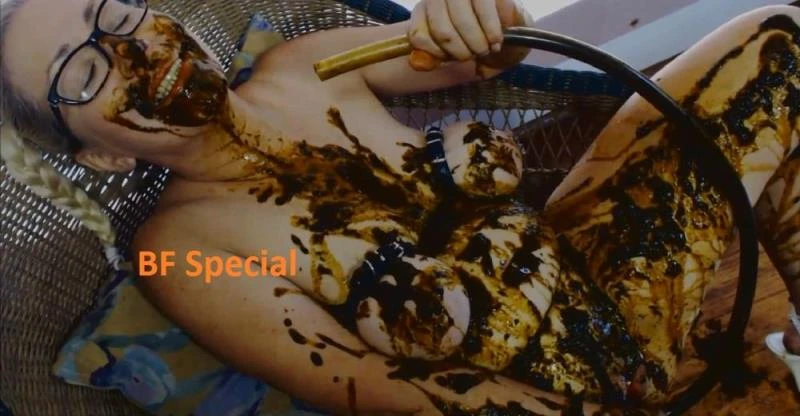 It's very difficult to pushing a thick shit out of ass. (FSpec-760) (2022/FullHD)