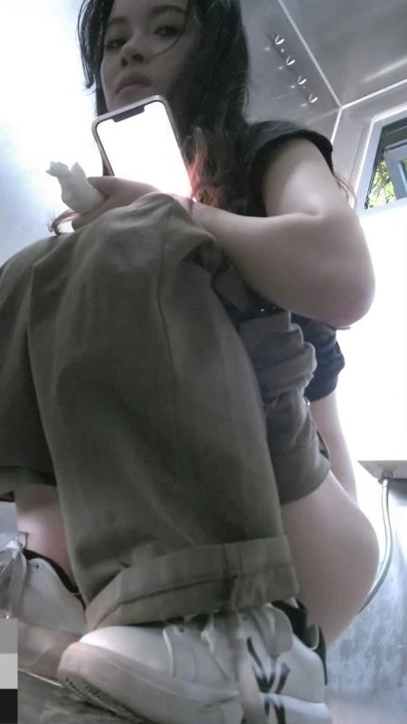 女子トイレ盗撮 放尿 Girls Toilet Voyeur Urination Uncensored (BFJP-90) (2024/FullHD)